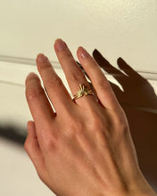 Load image into Gallery viewer, Apollo Sun Ring
