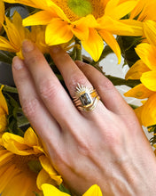 Load image into Gallery viewer, Apollo Sun Ring