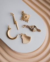 Load image into Gallery viewer, Aphrodite's Shell | Olympus Vol. 4