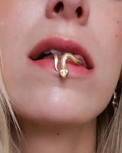 Load image into Gallery viewer, Lilith Snake Ring
